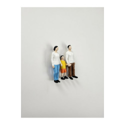 3 Adet Maket Insan Figür - Anne Baba ve Erkek Çocuk - Renkli - 1/50 Ölçekli 1:50 3-3,5cm