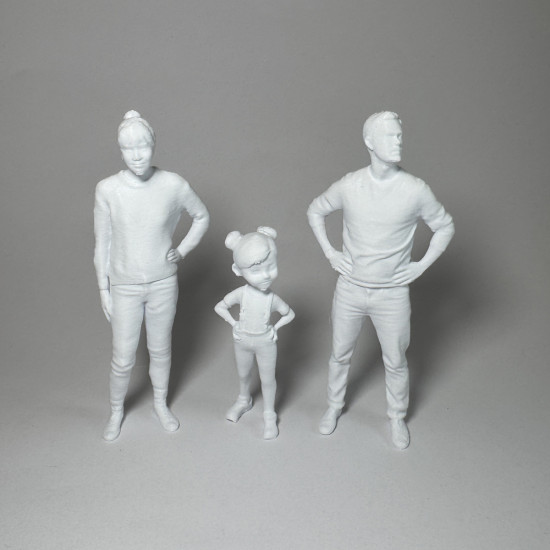 Aile Serisi 1 - Plastik Oyuncak Boyama Seti - Anne, Baba ve Kız Çocuk